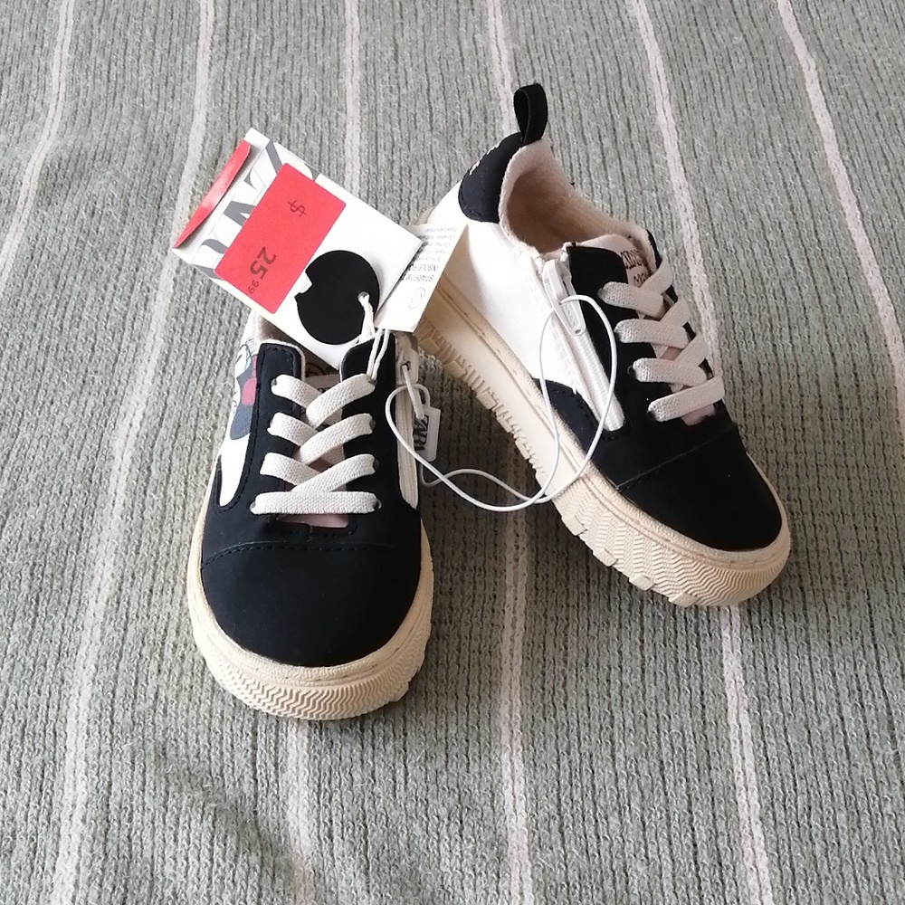 Minnie Mouse Sneakers